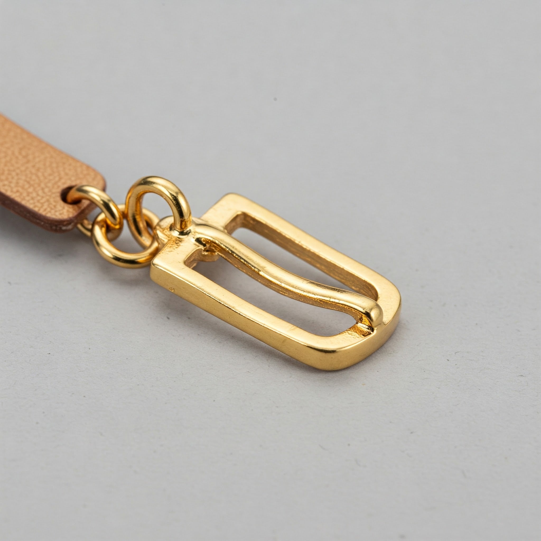 Belt of Truth Pendant